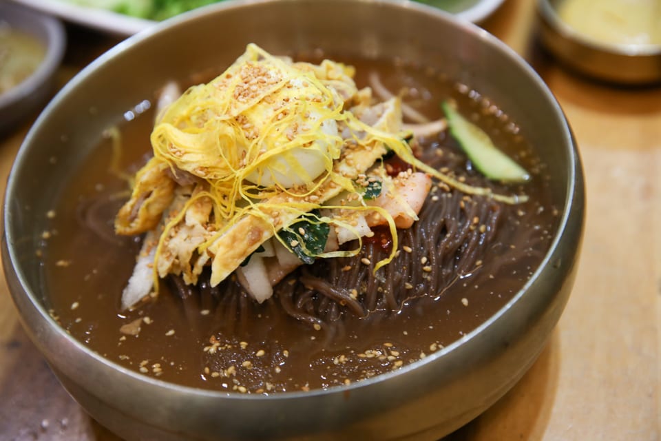 진주 얼치기 살얼음 동치미 육수의 원조 진주 물냉면, 진주 육전냉면 안내 3번째 컷