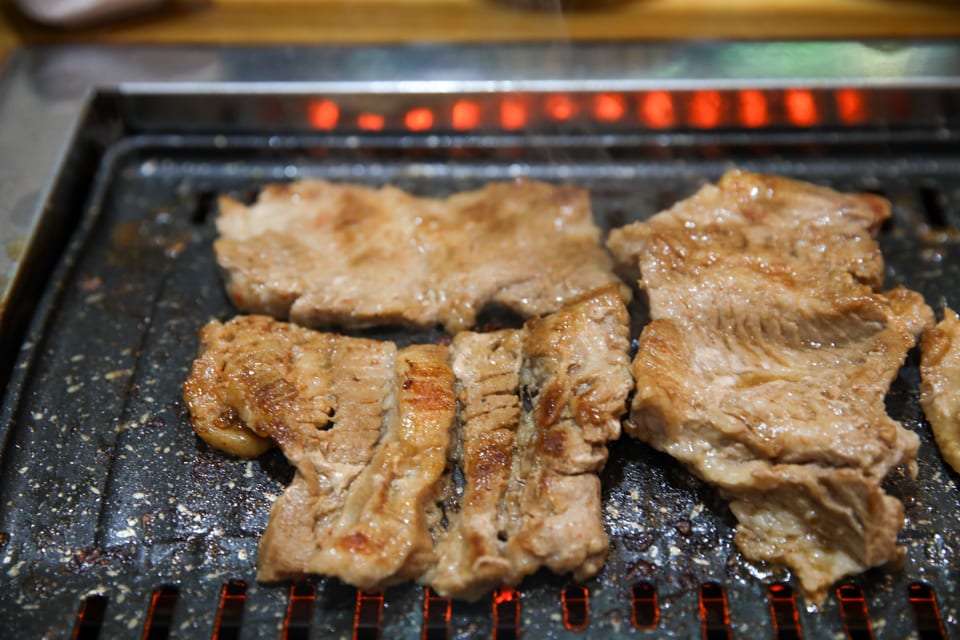 진주 얼치기 불판에 굽는 양념돼지갈비, 진주 돼지갈비 안내 4번째 컷