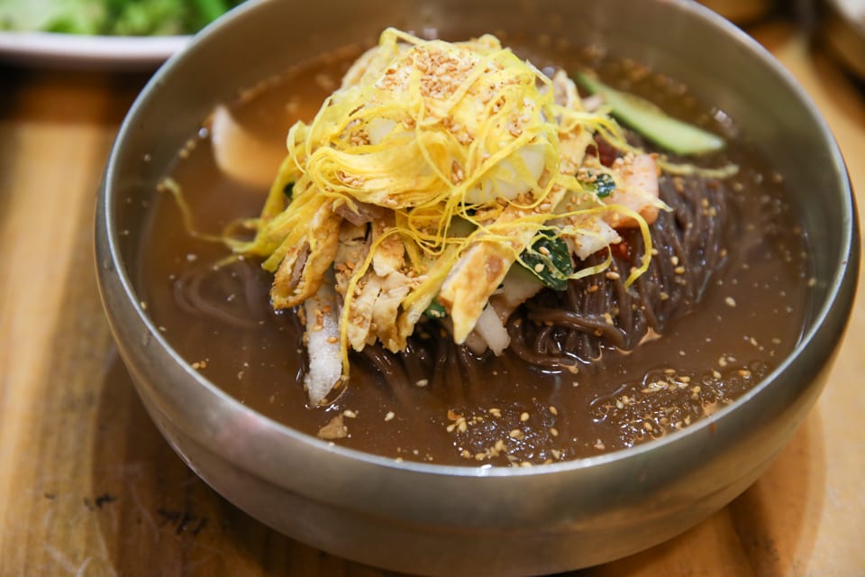 진주 얼치기 살얼음 동치미 육수의 원조 진주 물냉면, 진주냉면 육수 안내 3번째 컷