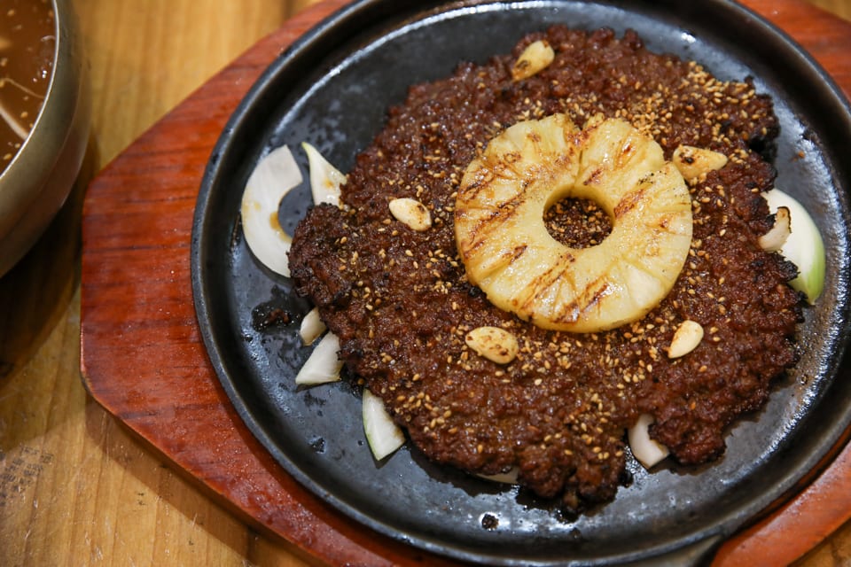 진주 얼치기 불향 입힌 석쇠불고기 한 접시, 진주 석쇠불고기 안내 3번째 컷