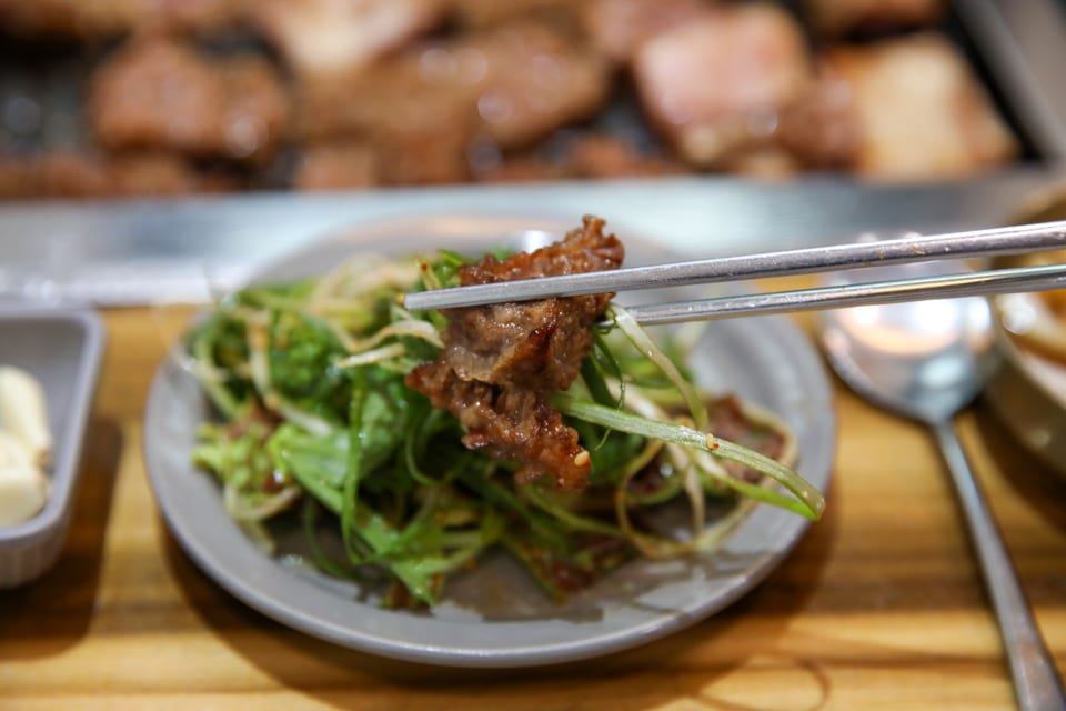 진주 얼치기 잘 익은 소양념갈비 한 점, 진주 소갈비 맛집 안내 2번째 컷