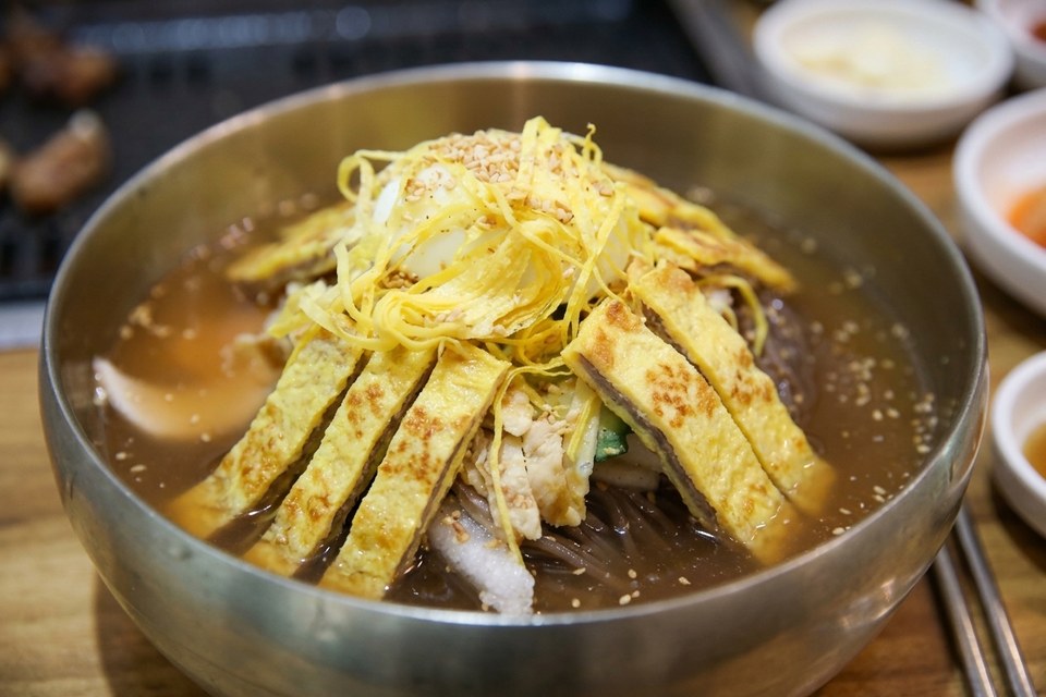 진주 얼치기 살얼음 동치미 육수의 원조 진주 물냉면, 섞음냉면 안내