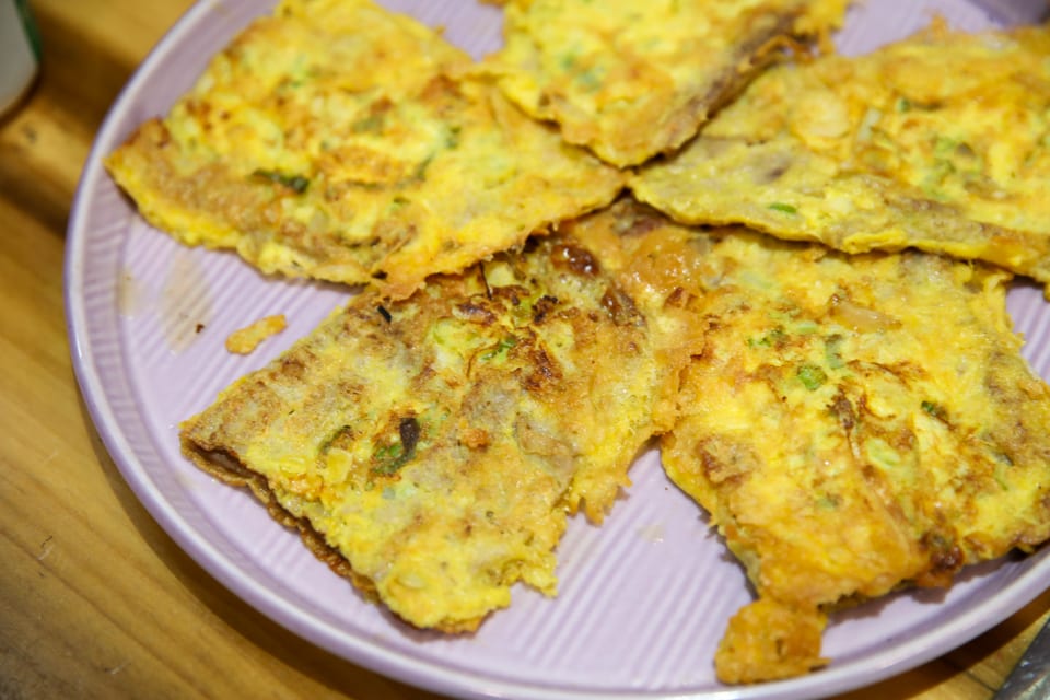 진주 얼치기 주문 즉시 부쳐 내는 진주 육전, 진주 가족외식 안내